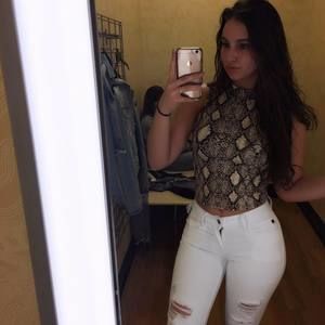 Meet your Posher, Amber-lynn